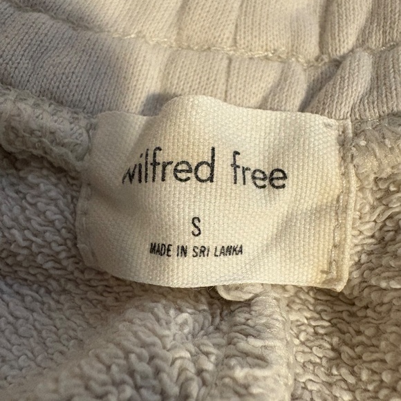 Wilfred Free Fleece Joggers – Size S (Cream/Beige) - Picture 3 of 3